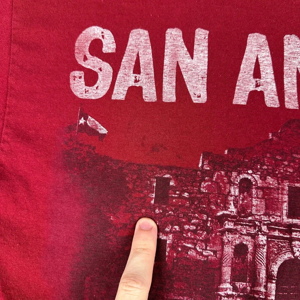 Hard Rock Cafe Shirt Large Red San Antonio Texas 1971 Alamo Short Sleeve